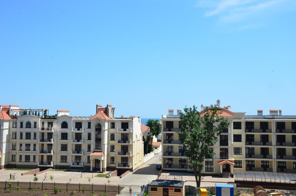 Аркадия Студия С Балконом Частичный Вид Моря Первая Линия От Моря Odesa Exterior foto